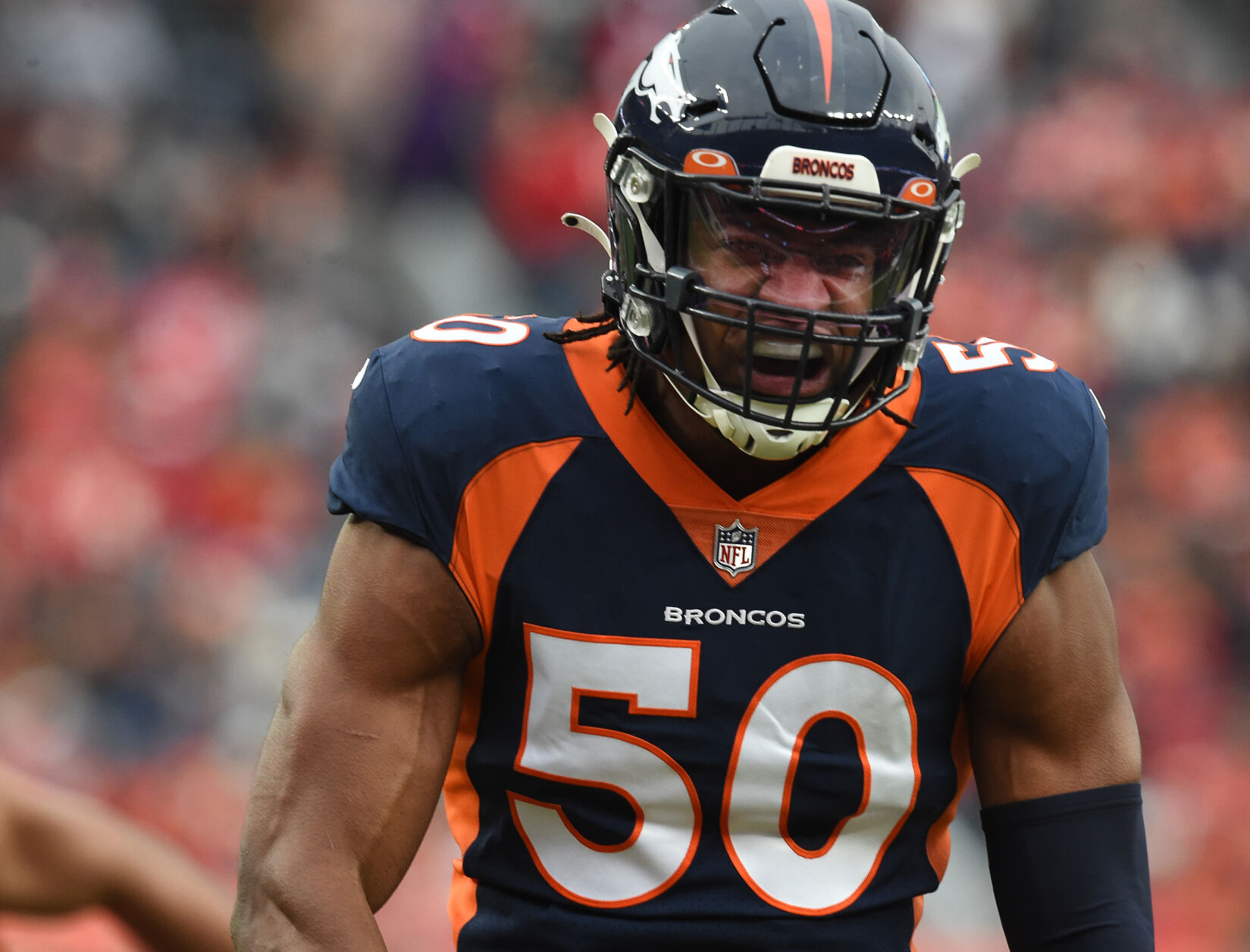 010922-s-news-broncos-chiefs 762 .jpg
